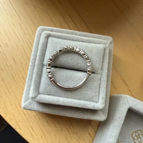 Kendra Scott Melanie 14k White Gold Band Ring in White Diamond